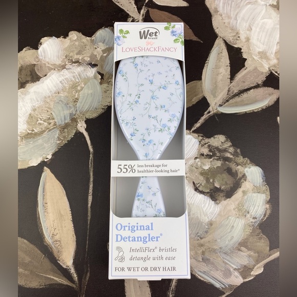 NIB LoveShackFancy Wet Original Detangler Round Brush in English Ivy Blue. - Picture 2 of 14